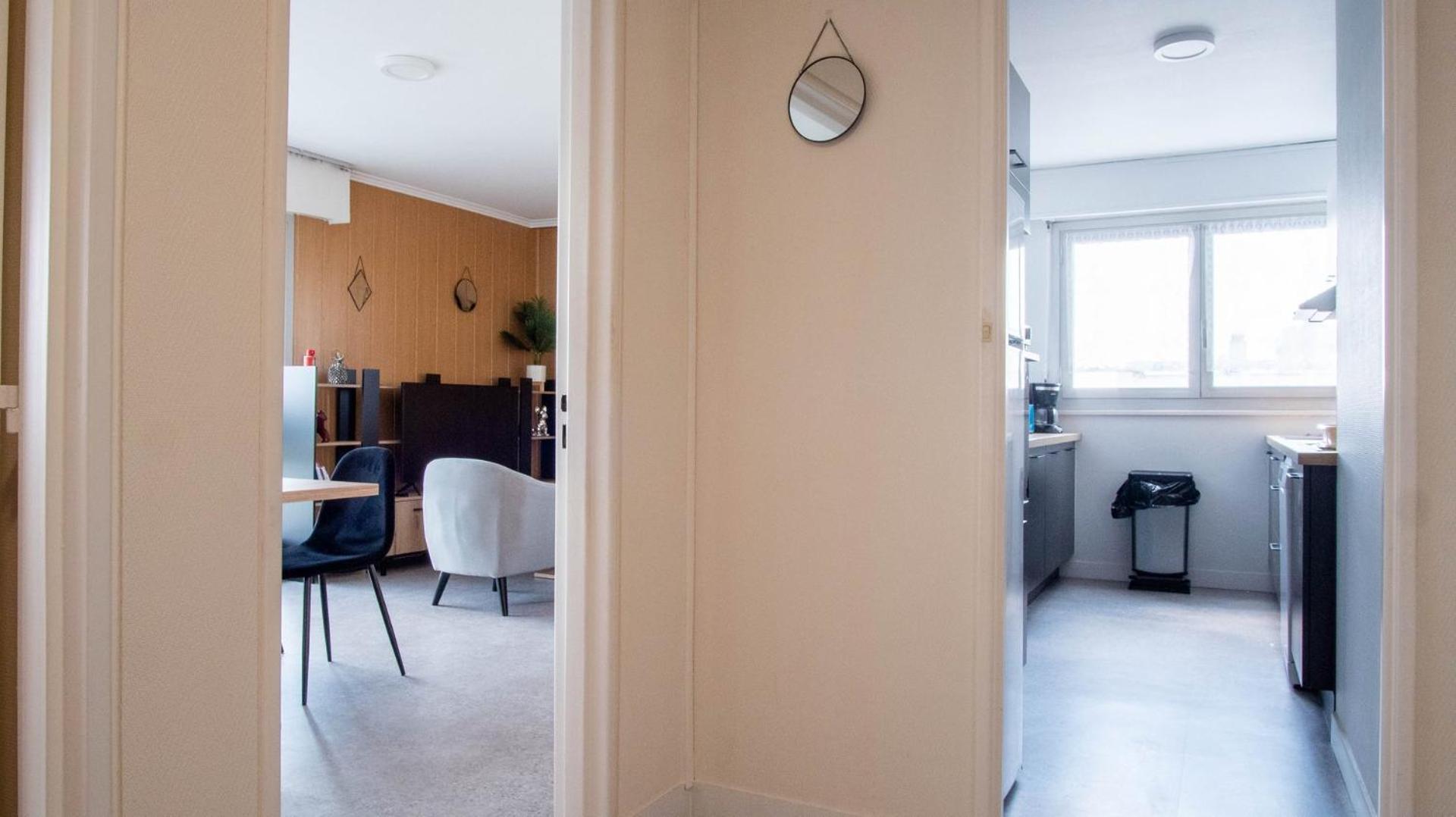 Le Provencal - Vue Paronomique Sur Poitiers Apartment Exterior photo